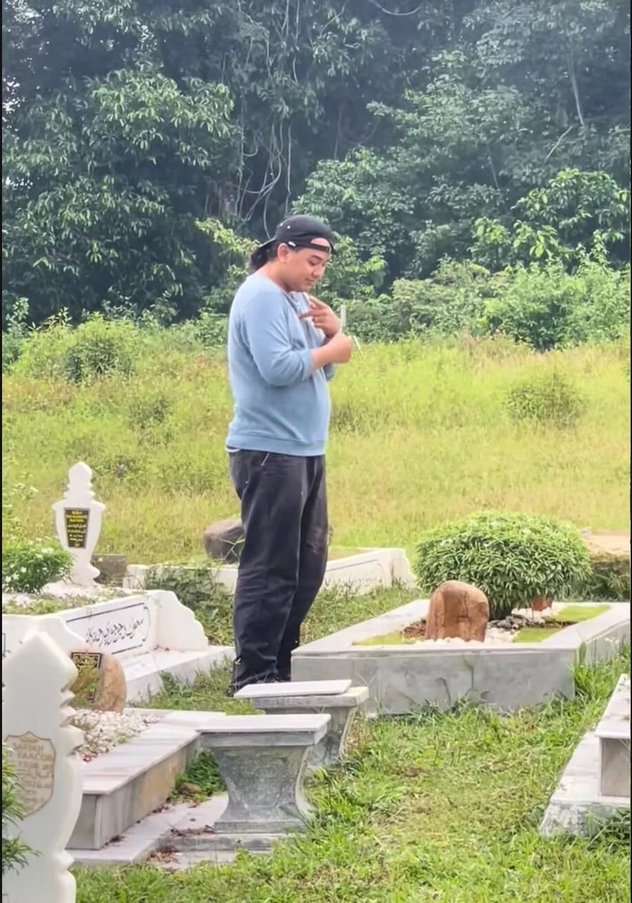 Kasih Tanpa Suara, Ziarah Pusara Ibu Pemuda OKU yang Mengundang Sebak